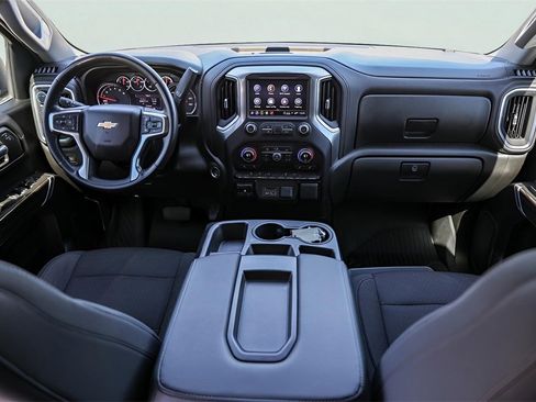 Used 2021 Chevrolet Silverado 1500 LT image 28