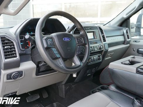 Used 2018 Ford F250 XLT AWD/4WD image 21