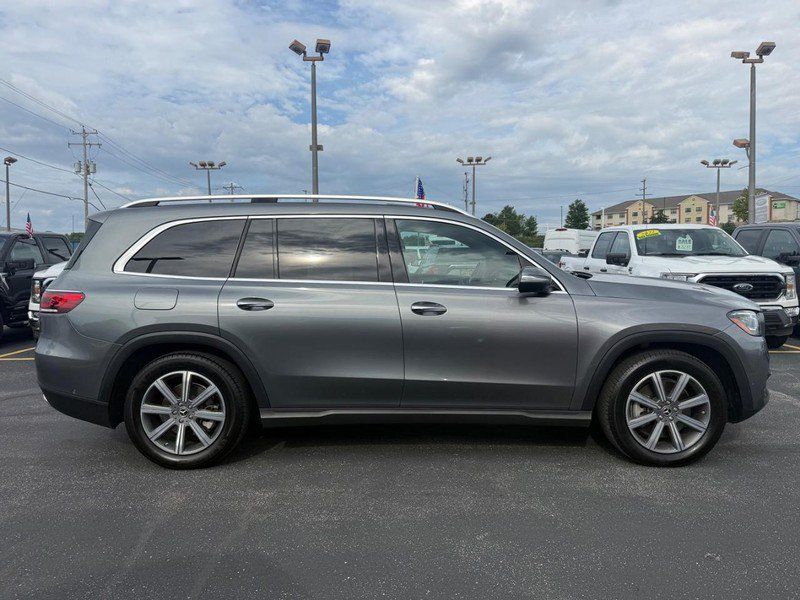 Used 2020 Mercedes-Benz GLS 450 4MATIC image 2