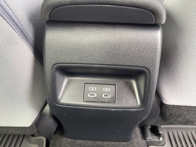 Used 2026 Toyota Corolla SE FWD image 19