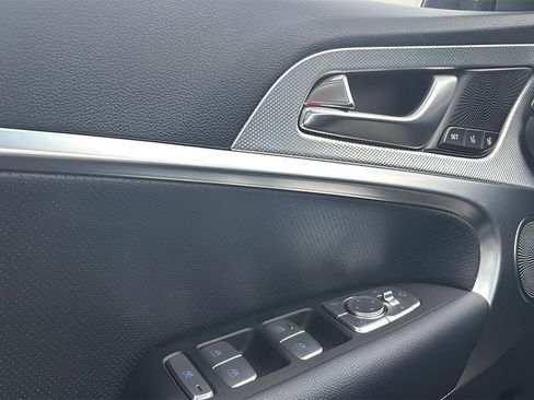 New 2026 Genesis G70 2.5T Prestige image 16