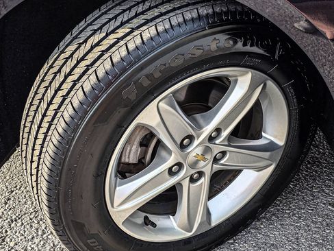 Used 2022 Chevrolet Malibu LS FWD image 10