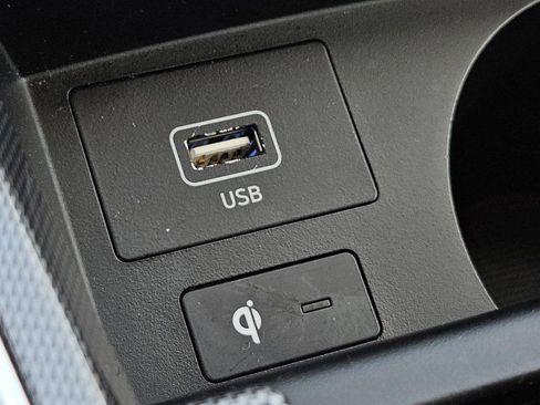 Used 2023 Hyundai Santa Fe SEL w/ Premium Package image 23