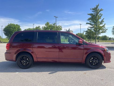 Used 2019 Dodge Grand Caravan GT FWD image 6