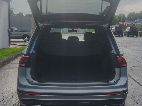 Used 2019 Volkswagen Tiguan SEL AWD/4WD image 9