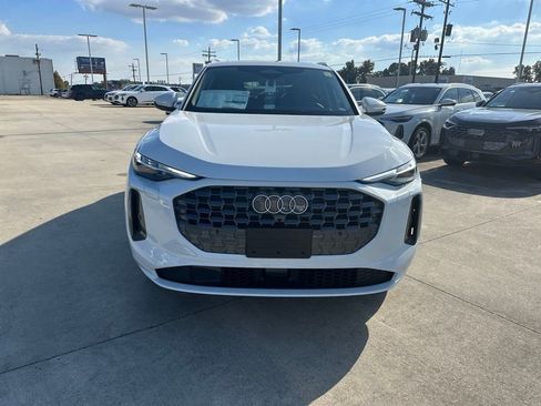 New 2025 Audi Q5 Premium Plus image 2