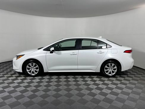 Certified 2026 Toyota Corolla LE FWD image 8