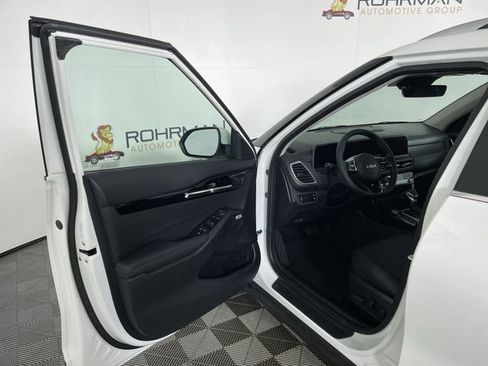 New 2026 Kia Seltos SX w/ SX Sunroof Package image 19