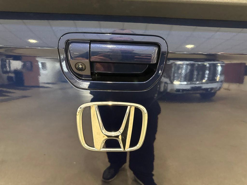Used 2023 Honda Ridgeline RTL-E image 9