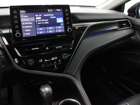Used 2024 Toyota Camry XSE FWD image 16