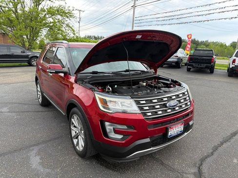 Used 2017 Ford Explorer Limited FWD image 38