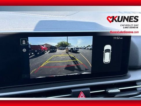 Used 2026 Kia Sportage LX FWD image 23