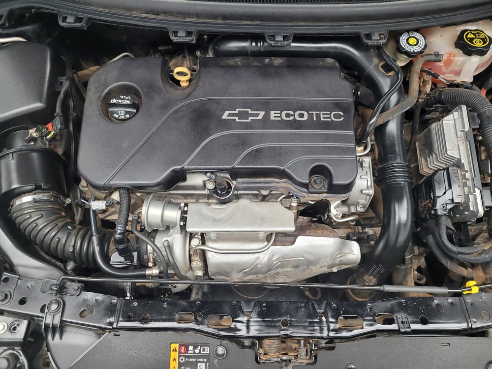 Used 2017 Chevrolet Cruze LS FWD image 30