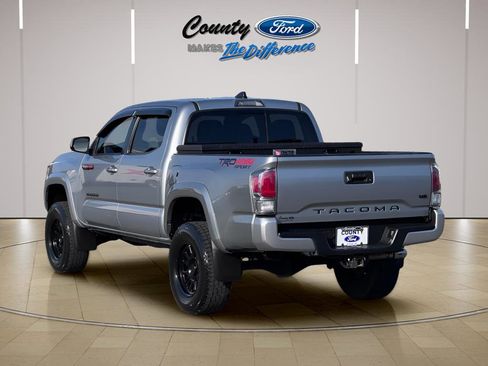 Used 2020 Toyota Tacoma TRD Sport w/ Blackout Package image 23