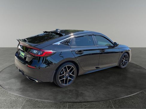 Used 2024 Honda Civic Sport Touring image 9