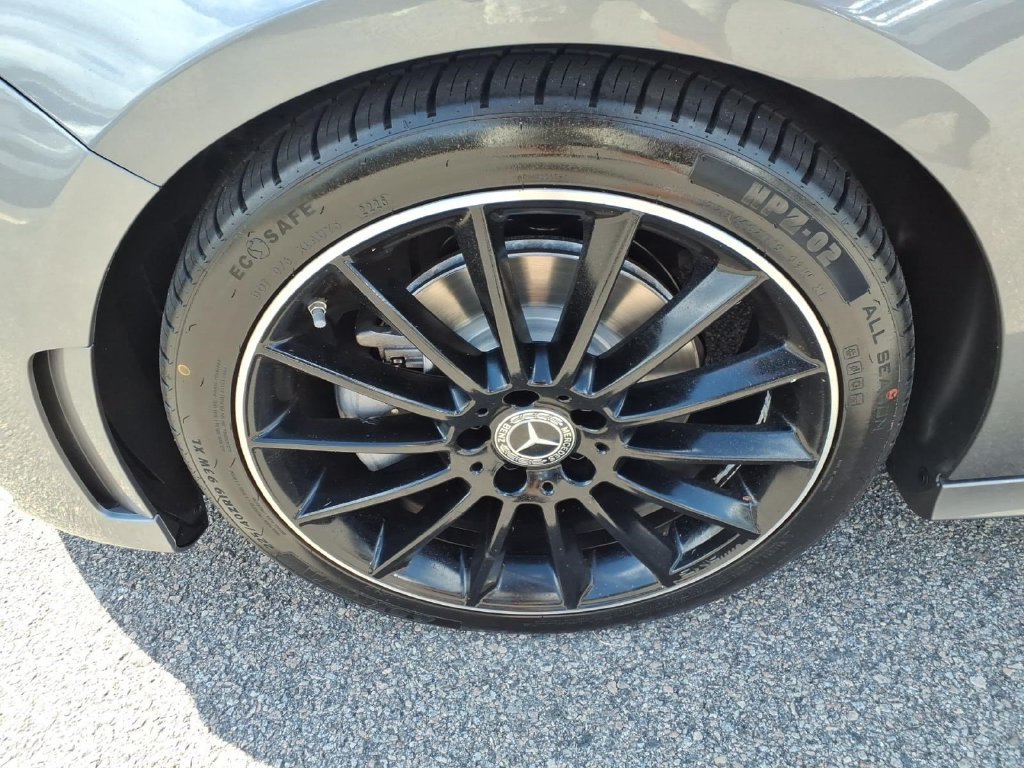 Used 2021 Mercedes-Benz A 220 image 13