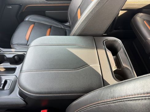 Used 2023 GMC Sierra 1500 AT4 image 25