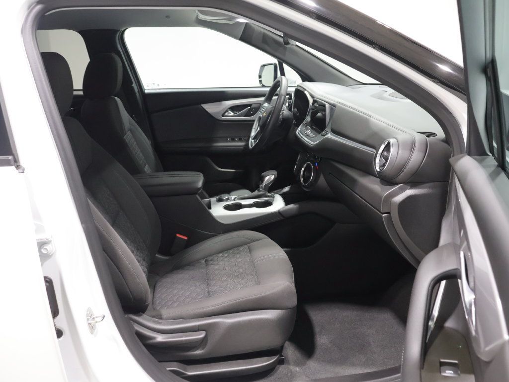 Used 2022 Chevrolet Blazer LT AWD/4WD image 22