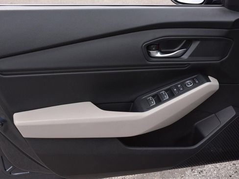 Used 2024 Honda Accord EX image 10