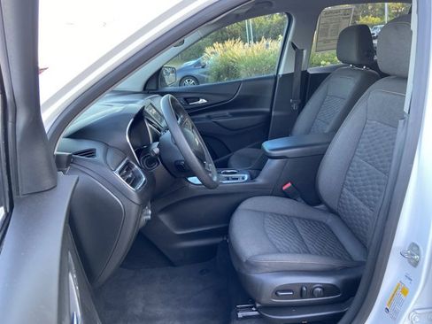 Used 2020 Chevrolet Equinox LT FWD image 34