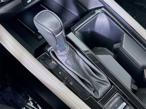 Used 2023 Honda Accord Touring image 29