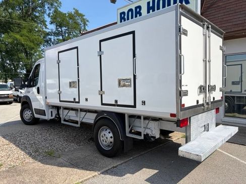 Used 2023 RAM ProMaster 3500 w/ Convenience Group FWD image 7