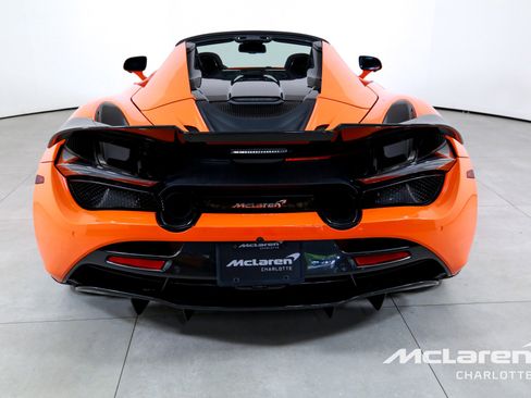 Used 2020 McLaren 720S Performance RWD image 9