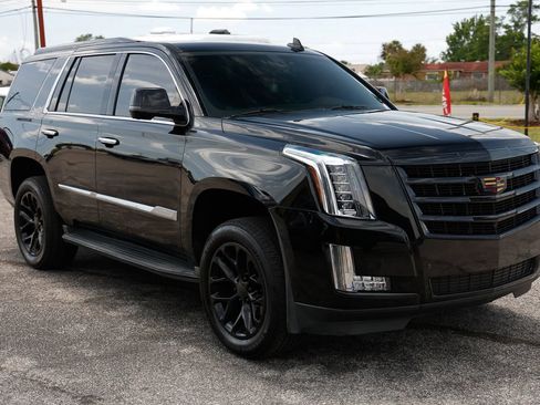 Used 2016 Cadillac Escalade 2WD image 9