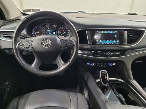 Used 2018 Buick Enclave Essence AWD/4WD image 22