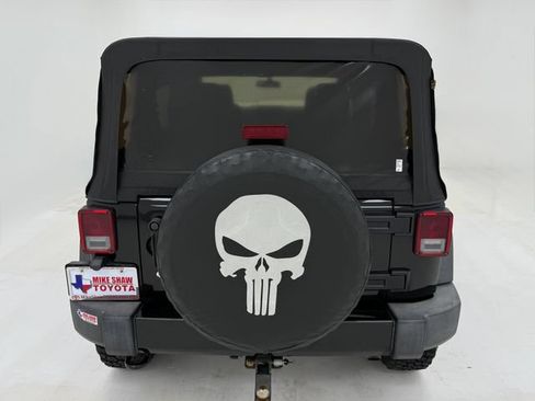 Used 2016 Jeep Wrangler Unlimited Sport AWD/4WD image 39