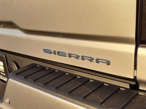 New 2026 GMC Sierra 2500 Denali w/ Denali Reserve Package image 5