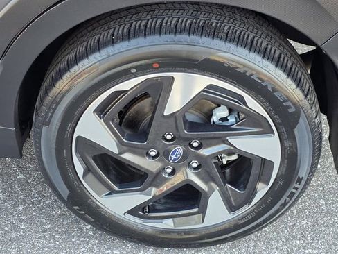 Used 2024 Subaru Crosstrek 2.5i Limited image 35