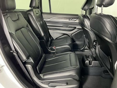 Used 2023 Jeep Grand Cherokee L Limited image 31