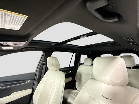 Used 2020 Cadillac XT6 Sport image 17