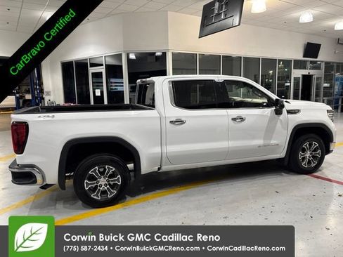 Certified 2025 GMC Sierra 1500 SLT AWD/4WD image 11