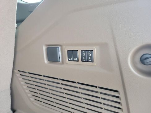 New 2026 GMC Yukon Denali w/ Denali Reserve Package RWD image 8
