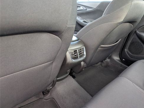 Used 2024 Chevrolet Malibu LT FWD image 31