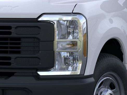 New 2023 Ford F350 XL image 18