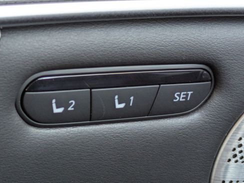 Used 2023 INFINITI QX55 Essential image 24