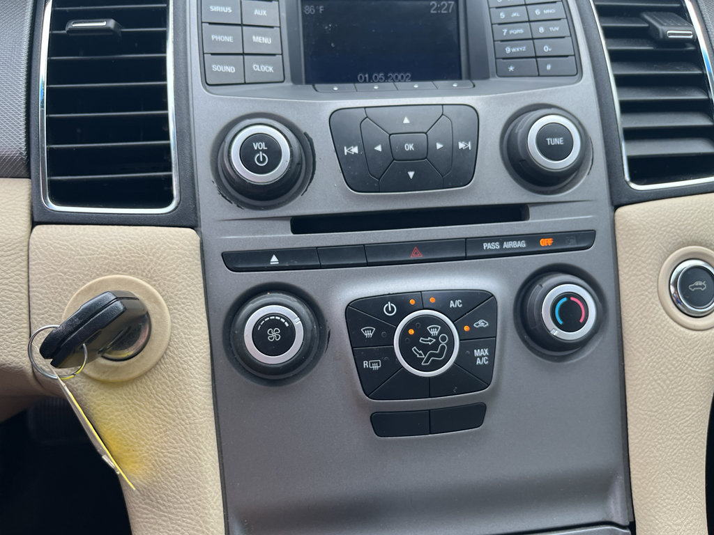 Used 2019 Ford Taurus SE FWD image 20
