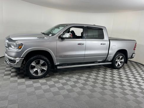 Used 2022 RAM 1500 Laramie AWD/4WD image 16