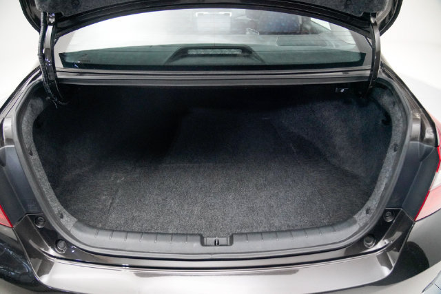 Used 2017 Honda Accord LX image 13