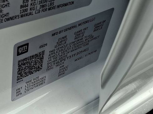 New 2026 GMC Sierra 2500 AT4 AWD/4WD image 17