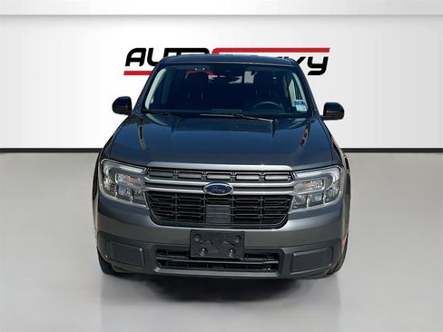 Used 2024 Ford Maverick Lariat image 2