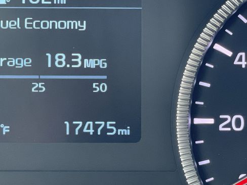 Used 2022 Kia Telluride S image 12