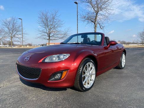 Used 2009 MAZDA MX-5 Miata Touring image 1