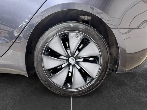 Used 2024 Tesla Model 3 Long Range AWD/4WD image 31