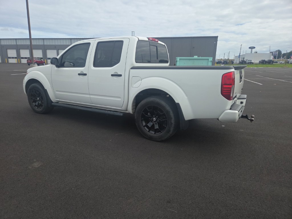 Used 2021 Nissan Frontier SV w/ Midnight Edition Floor Mats AWD/4WD image 14