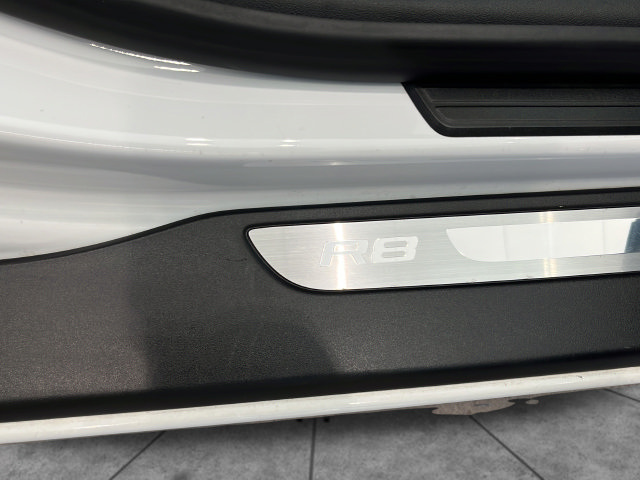 Used 2009 Audi R8 V8 AWD/4WD image 25