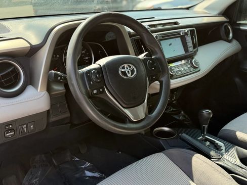 Used 2014 Toyota RAV4 XLE FWD image 12